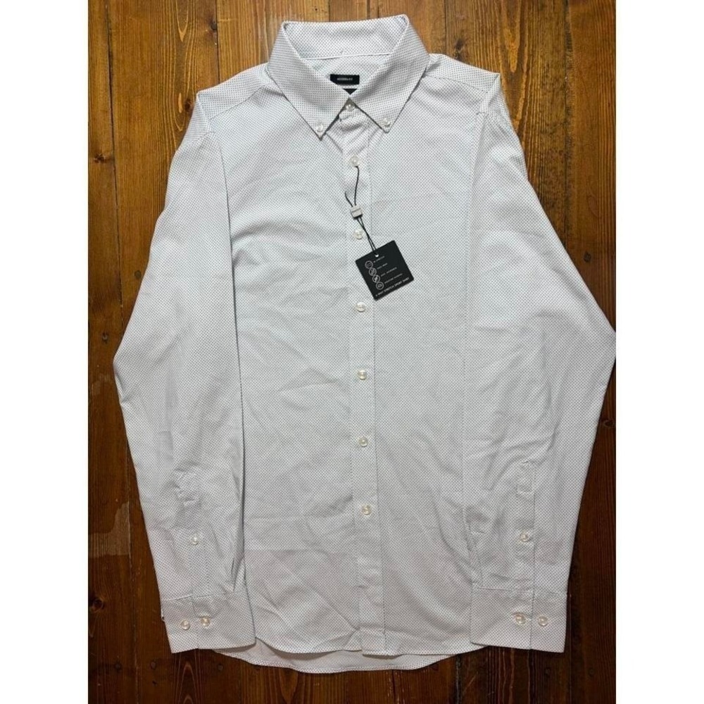 WEARNESS Kenneth Cole Dress Shirt‎ – Men's Medium (16–16½, 32/33) – NWT White